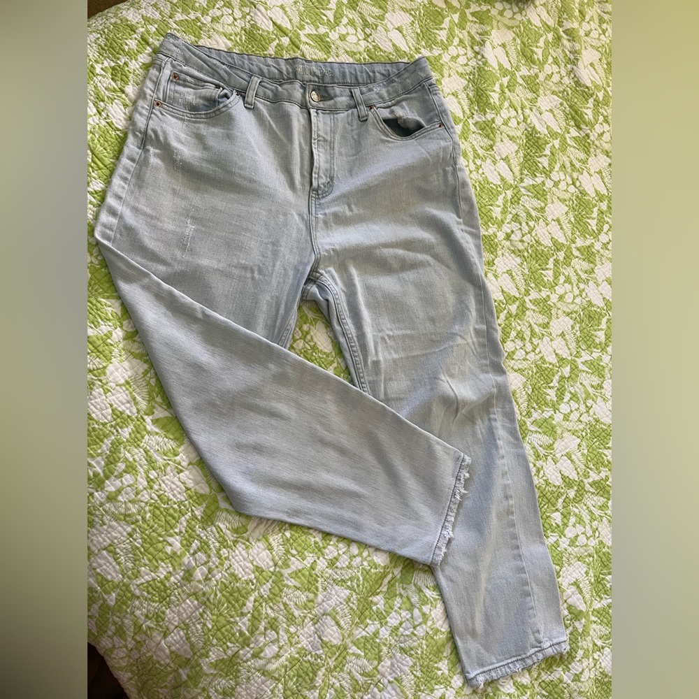 Wild Fable light blue high waisted jeans Size 12